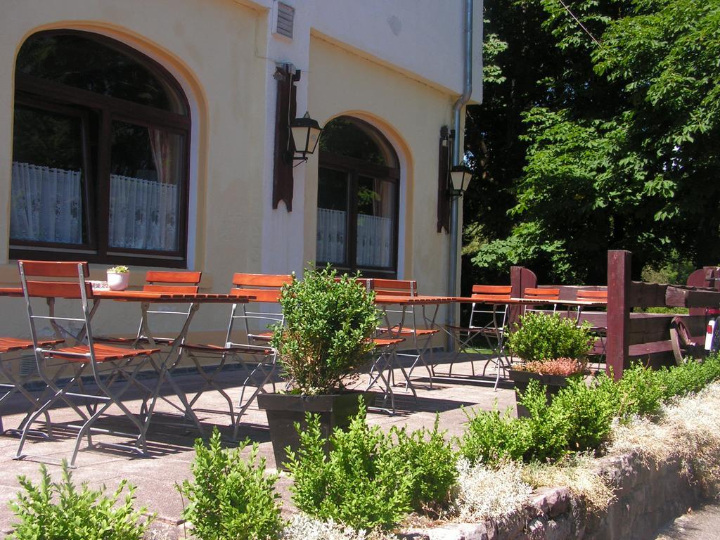 Hotel Sternen Lenzkirch Esterno foto